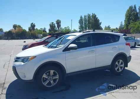 2015 Toyota Rav4 Xle из США, поврежденный, VIN JTMRFREV5FD132297